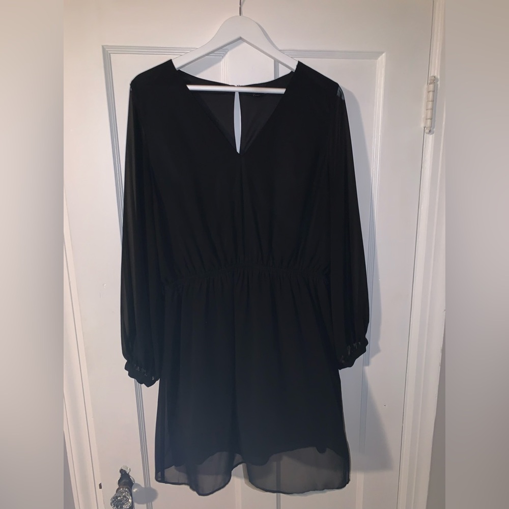 black long sleeve dress